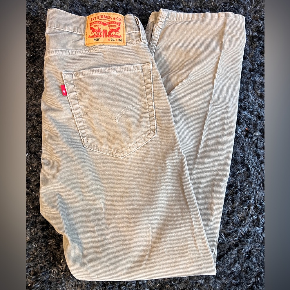 Corduroy Levi’s